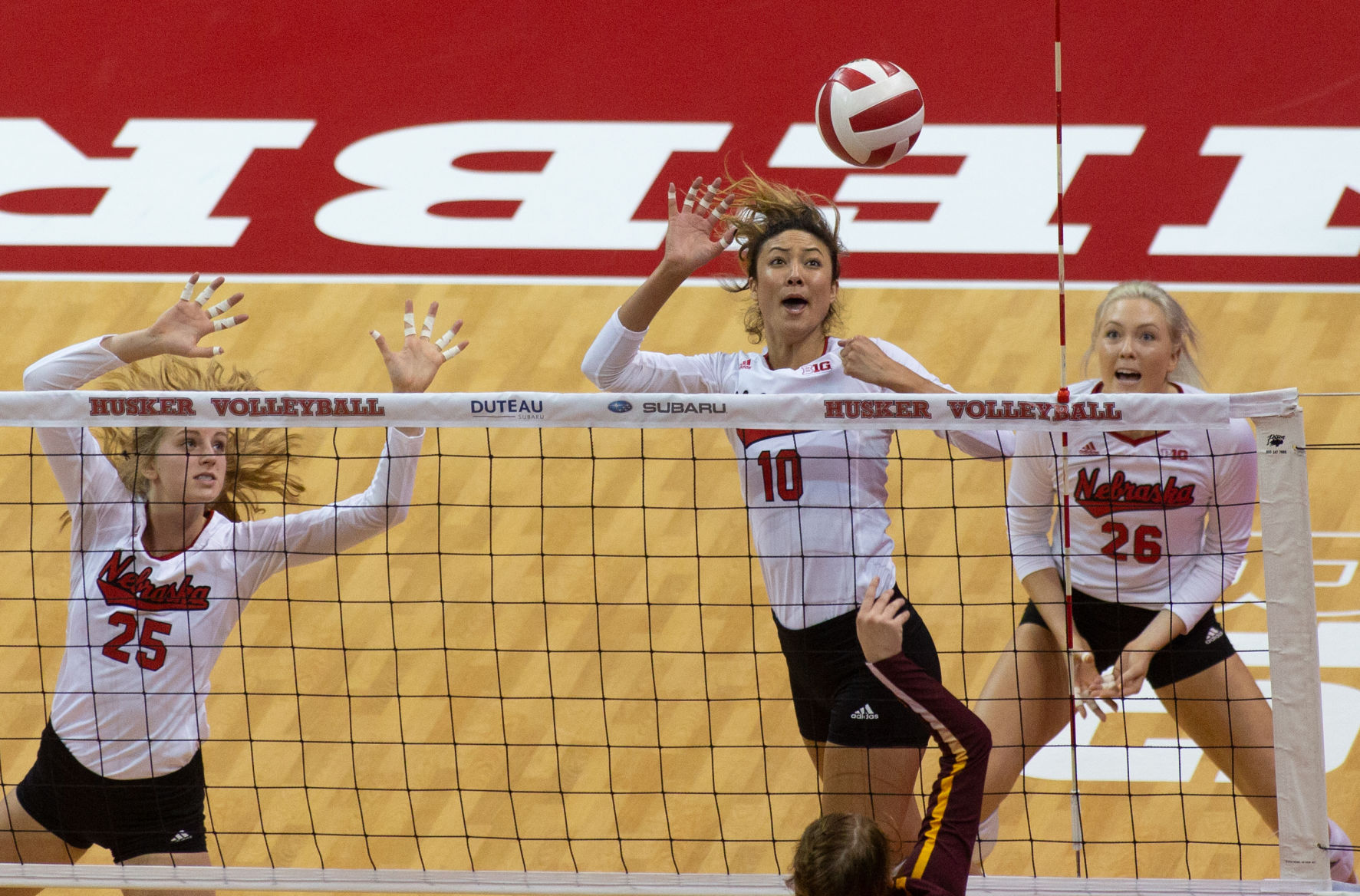 Volleyball vs. Minnesota Photo No. 2
